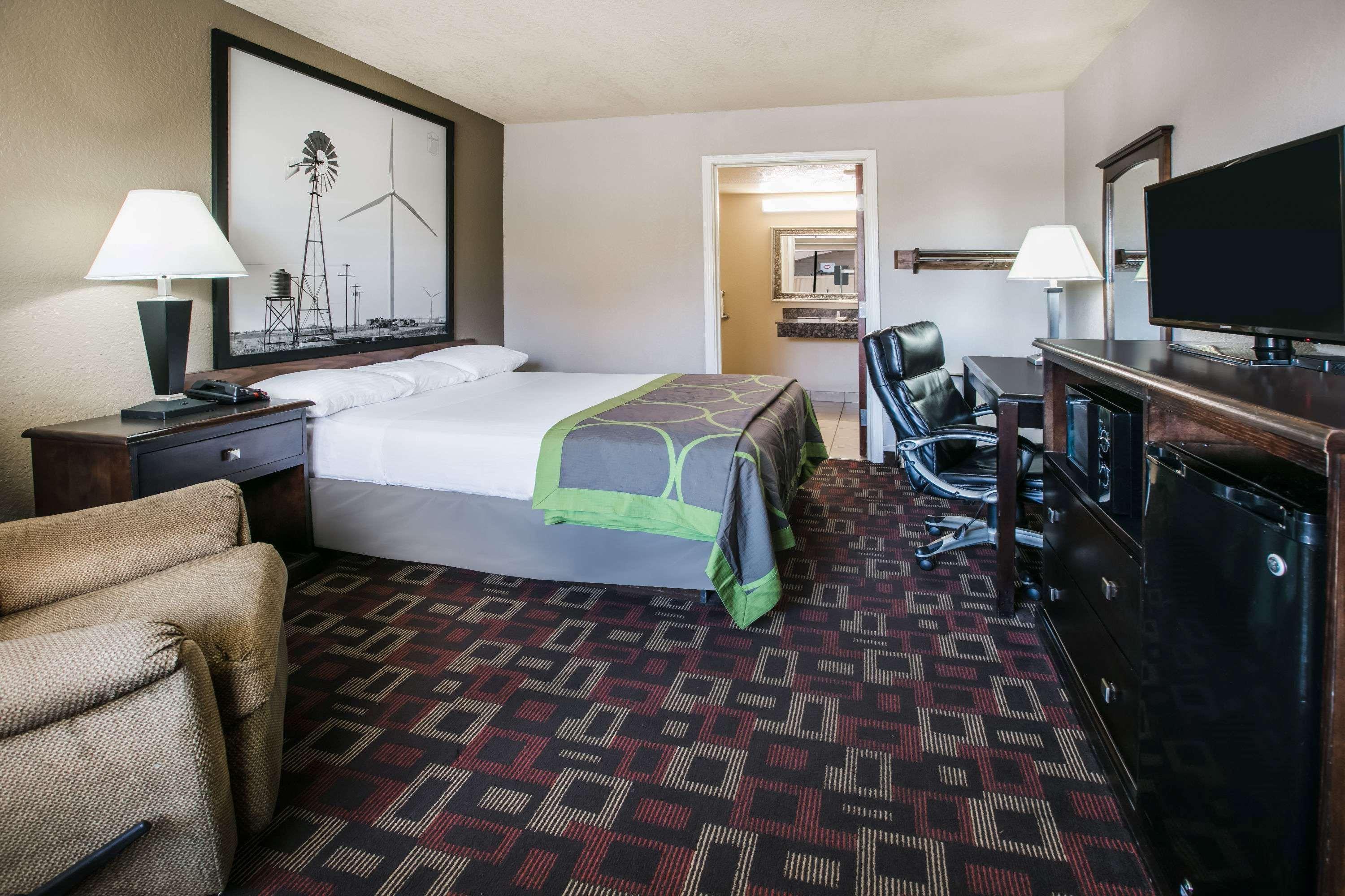 Super 8 By Wyndham Oklahoma Airport Fairgrounds West Motel Eksteriør bilde