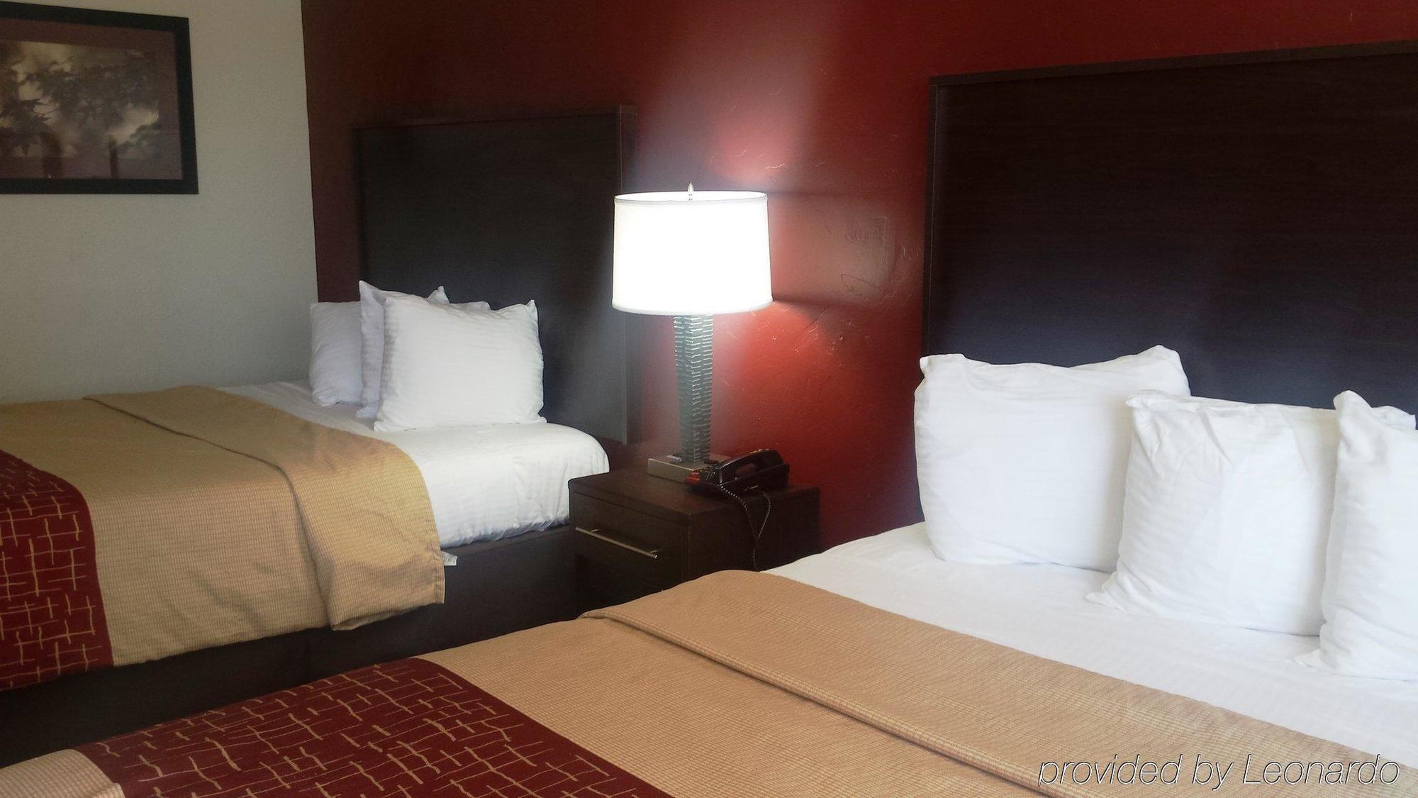 Super 8 By Wyndham Oklahoma Airport Fairgrounds West Motel Eksteriør bilde
